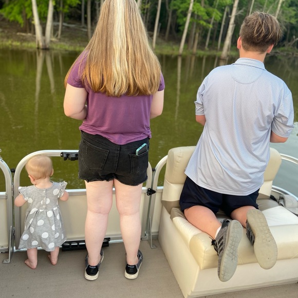 Meet your Posher, Kristin - Picture 8 of 12